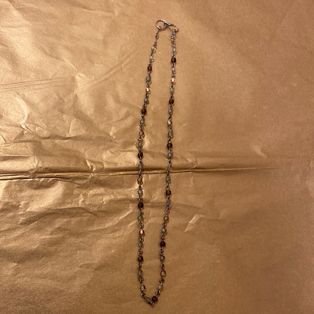 Necklace with multicolored beads